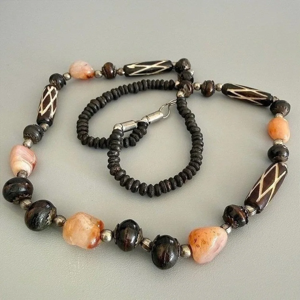 Handmade Agate and Carved Bead Necklace 23